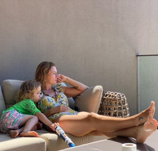 Tatil sezonunu açan ünlüler