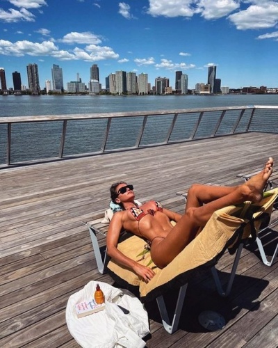 Tatil sezonunu açan ünlüler