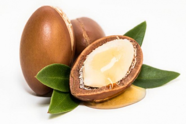 Cilt için en iyi 12 doğal yağ