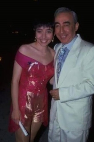 Kızı babası Şener Şen'in birebir kopyası...