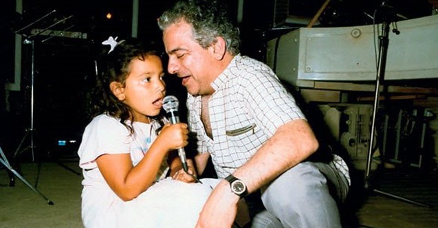 Kızı babası Şener Şen'in birebir kopyası...