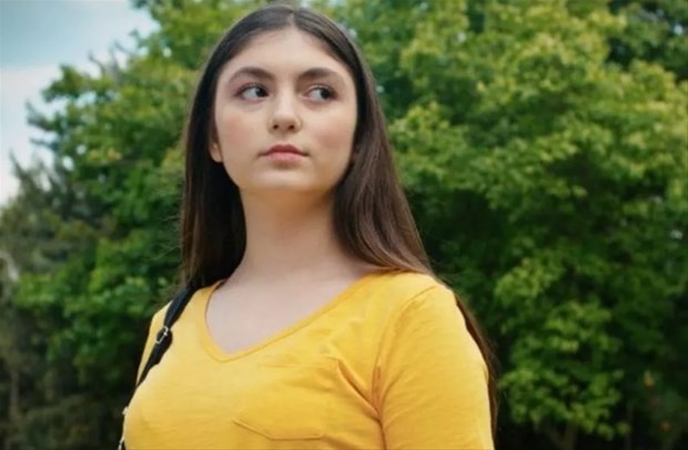 Ayça Tilki ablasının izinden yürüyor!