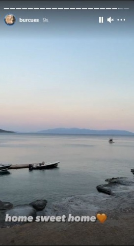 Burcu Esmersoy’un deniz manzaralı evini gören büyülendi!