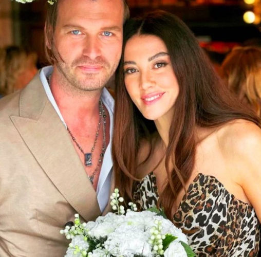 Kıvanç Tatlıtuğ'un yeni imajı olay oldu