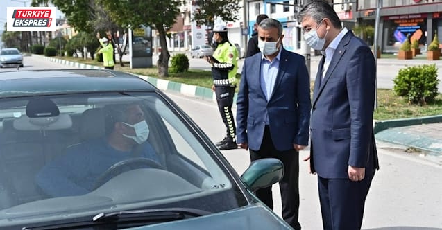 Vali Erdinç Yılmaz'ın korona virüsle mücadelesi takdir topluyor