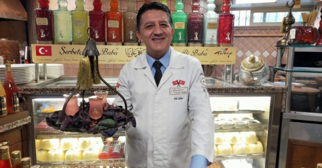 600 yıllık tarifleri tercüme ettirdi, 48 çeşit şerbet üretti