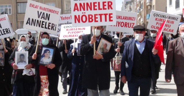 HDP'li kadının Vanlı annelere gülmesine büyük tepki yağdı