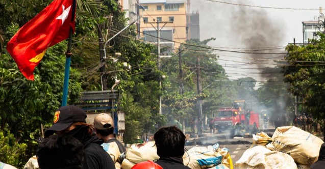 Myanmar ordusu Bago'da protestoculara ateş açtı: 20 ölü