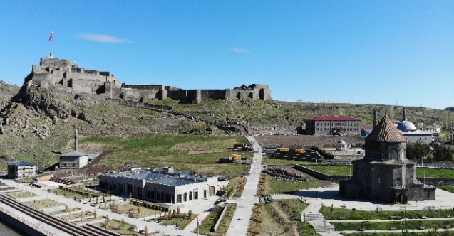 Kars'ta ‘tam kapanma' sessizliği