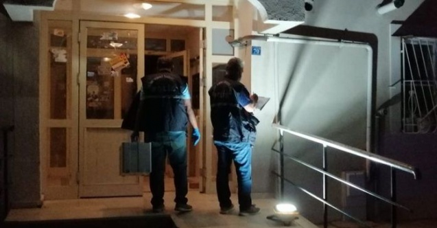 Kavgayı ayırmak isteyen çocuk tüfekle annesini vurdu