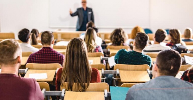 Eylülde yüz yüze eğitim açılır mı! Bilim Kurulu üyesi açıkladı!