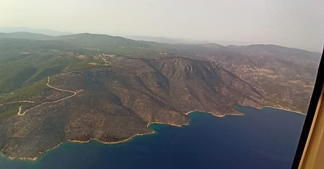 Yangın sonrası siyaha bürünen Muğla gökyüzünden böyle görüntülendi