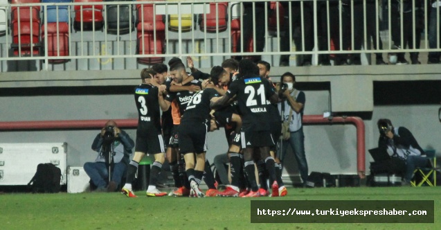 Süper Lig: Altay: 2 - Beşiktaş: 1 (Maç sonucu)