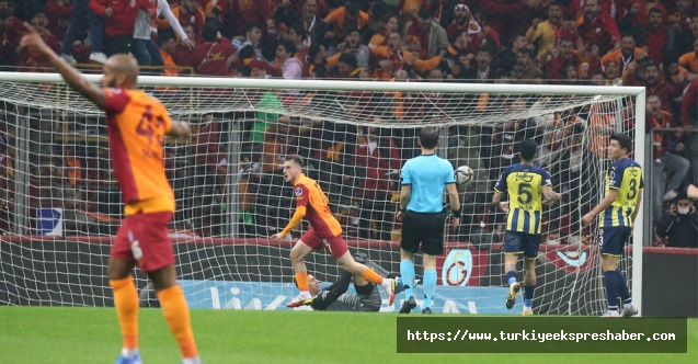 Spor Toto Süper Lig: Galatasaray: 1 - Fenerbahçe: 2 (Maç sonucu)
