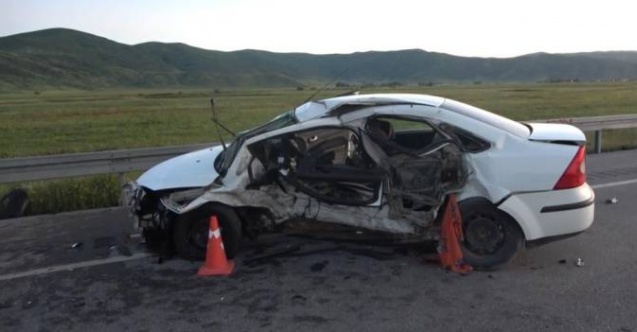 Feci kaza: 3 ölü, 5 yaralı