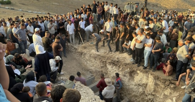 Mardin’de hayatını kaybeden 8 vatandaş defnedildi