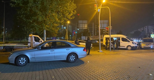 Diyarbakır'da araca silahlı saldırı: 1 kişi öldü