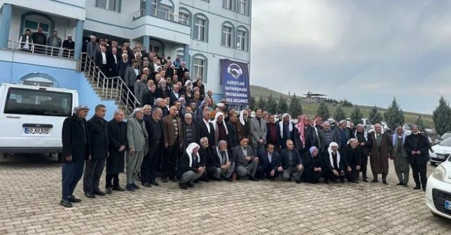 Diyarbakır’da 6 aşiret ve 300 kanaat önderinin katıldığı toplantı yapıldı