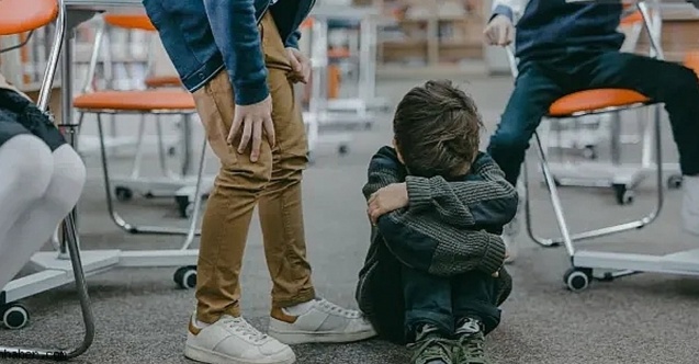 Okullarda akran zorbalığına karşı ilk yasa hazırlanıyor