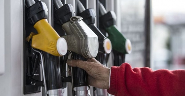 Akaryakıt fiyatlarına bir zam daha: Benzin ve Motorine geliyor…