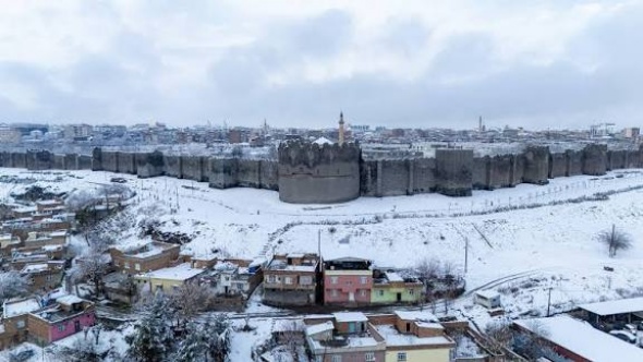 Diyarbakır yine beyaza bürünebilir: Yoğun kar yağışı bekleniyor