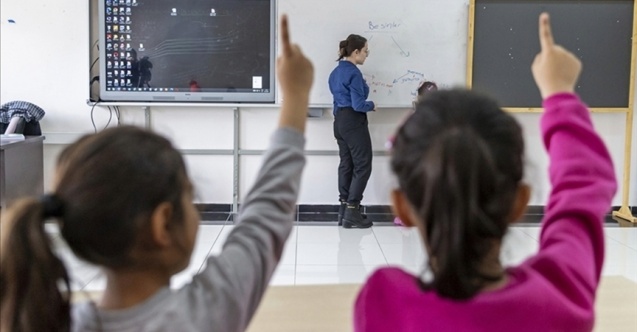 Meclis'e "Öğretmenlerin yıllık izni 15-20 gün olsun" talebi