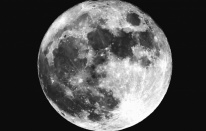 Film değil gerçek: Ay’daki suyu içmek mümkün!