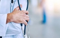 Doktorlar için sosyal medya dönemi değişti: “Öncesi-sonrası” paylaşımlarına sınırlama geldi