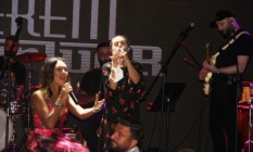 Cerem Onurluer, Down sendromlu Zeynep’le düet yaptı