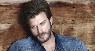 İşte ünlülerin takıntıları!.