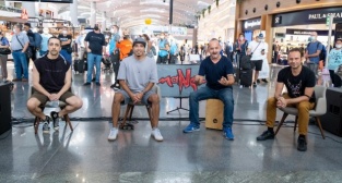 Manga Grubu’ndan İstanbul Havalimanı’nda sürpriz konser