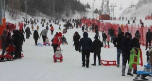 Palandöken’de insan seli