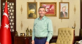 Pendik Belediyesinden yeni üniversitelilere 750 TL destek