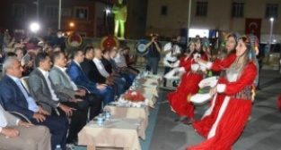 Sanatçı Ahmet Öngel’den Zafer Bayramı konseri