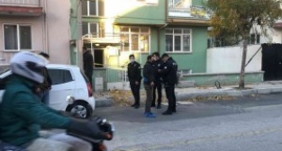 Sınıf öğretmeni evinde ölü bulundu