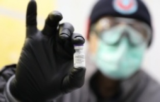 2.8 milyon doz BionTech aşısı Sağlık Bakanlığı depolarına yerleştirildi