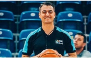 Basketbol hakemi Yener Yılmaz, Tokyo Olimpiyatları'nda maç yönetecek