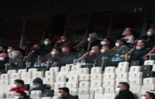 Beşiktaş Türkiye Kupası'nda adını finale yazdırdı skor:3-2