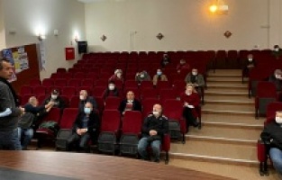 Çeşme'de arıcılık kursuna yoğun talep