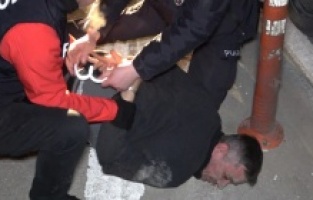 Dur ihtarına uymayan sürücü Bursa sokaklarında aksiyon sahnelerini aratmadı