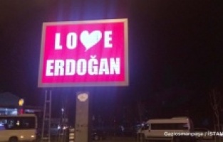 Gaziosmanpaşa Belediyesi'nden 'Stop Erdoğan'a yanıt: 'Love Erdoğan'