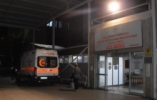 İzmir'de oğul dehşeti: Babasını defalarca bıçakladı