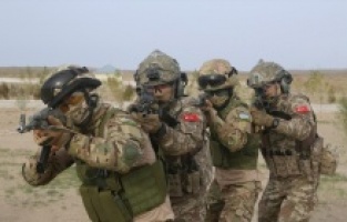 Özbekistan ve Türkiye özel kuvvetler ortak tatbikatı sona erdi