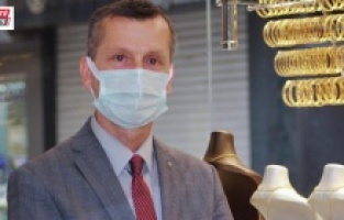 Özman: ''Altın yatırımcısına kazandırmaya devam edecek''