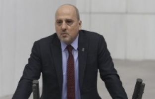 Ahmet Şık hakkında dokunulmazlığının kaldırılması talebiyle fezleke hazırlandı