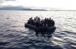 Akdeniz'de tekne kazasında 100 göçmen hayatını kaybetti