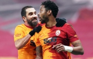 Arda Turan: Kırmızı kart yok