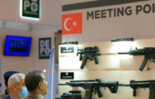 Bağdat'ta, Türkiye'nin de katılımıyla savunma ve güvenlik fuarı düzenlendi