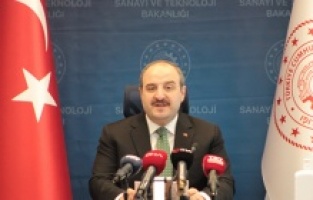 Bakan Varank, VLP temelli aşısı için gönüllü oldu