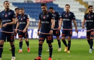 Başakşehir 'yaşam mücadelesi' veriyor